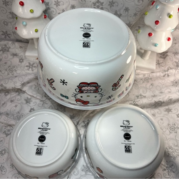 Christmas Sanrio Hello Kitty Gingerbread Candy Cane Ceramic Nesting Food Storage - Picture 9 of 14